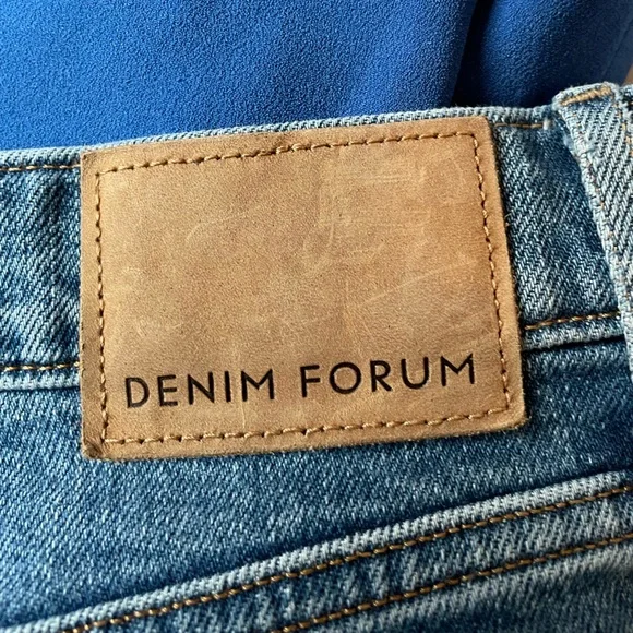 Aritzia denim forum the Marianne high rise flare jeans size 27 - Picture 9 of 10